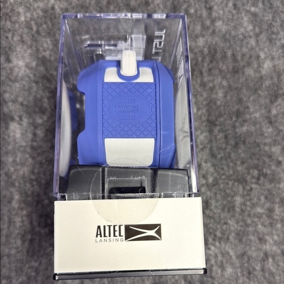 Altec Bluetooth speaker - Picture 5 of 9